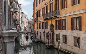 La Corte Dei Cuoridoro 2 Canal View